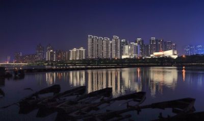 Lightening in the central urban area of Ganzhou